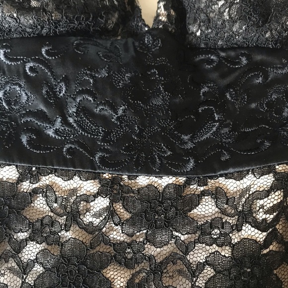 Black Lace Halter Dress Size 4 - Picture 6 of 8